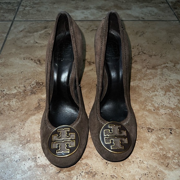 Tory Burch Sophie Chocolate Suede Wedge Heels - Picture 3 of 10